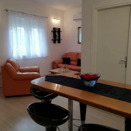 Nova Apartman