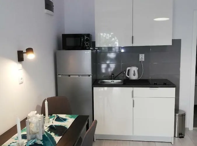 شقة Nova Živogošće